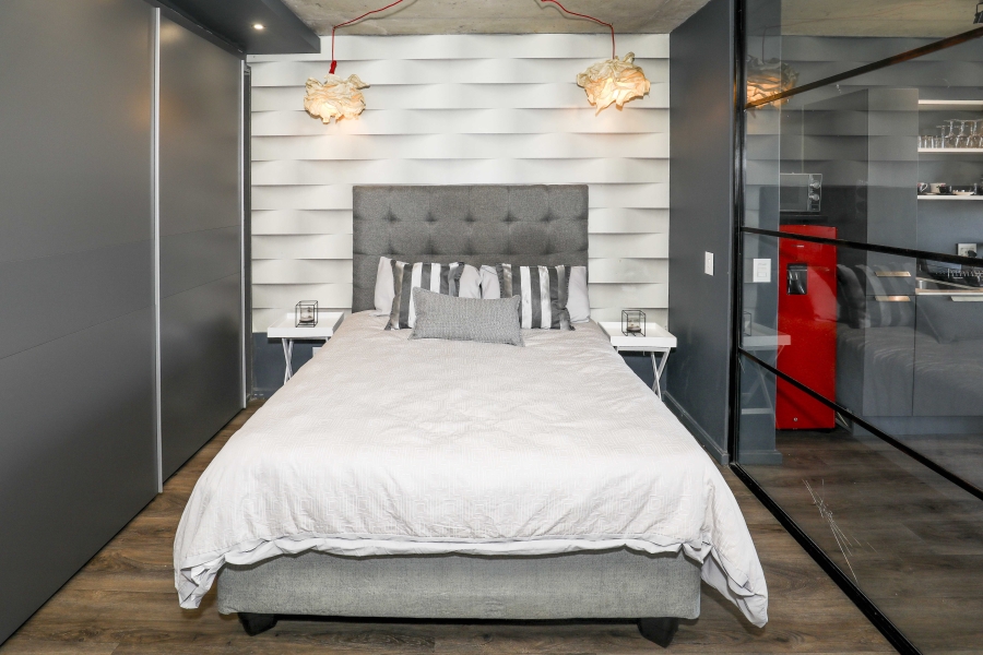1 Bedroom Property for Sale in Woodstock Western Cape